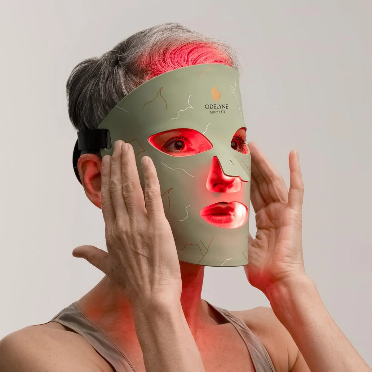 Adara Lite, con infrarosso puro 1072 nm e luce rossa, Maschera per il viso a LED per terapia della luce, terapia rossa per anti-rughe e cura della