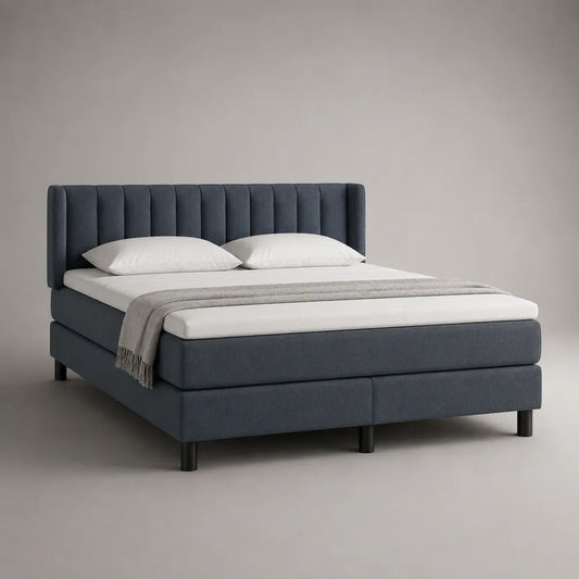 Letto matrimoniale imbottito in tessuto blu antracite 160 x 200 cm con testiera a pannelli verticali