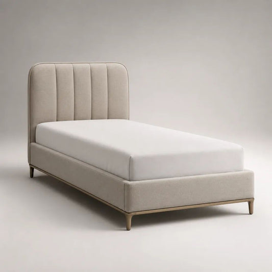 Letto una piazza e mezza imbottito beige con testiera scanalata, rete a doghe e gambe in metallo, 130 x 215 x 120 cm, per materasso 120 x 200 cm